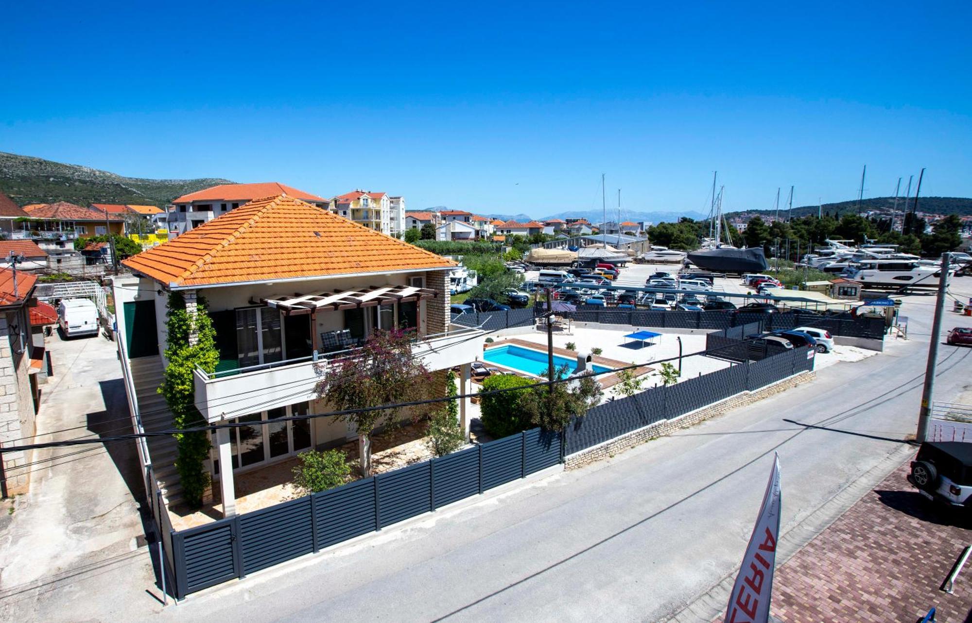 Apartment Laura Trogir Extérieur photo