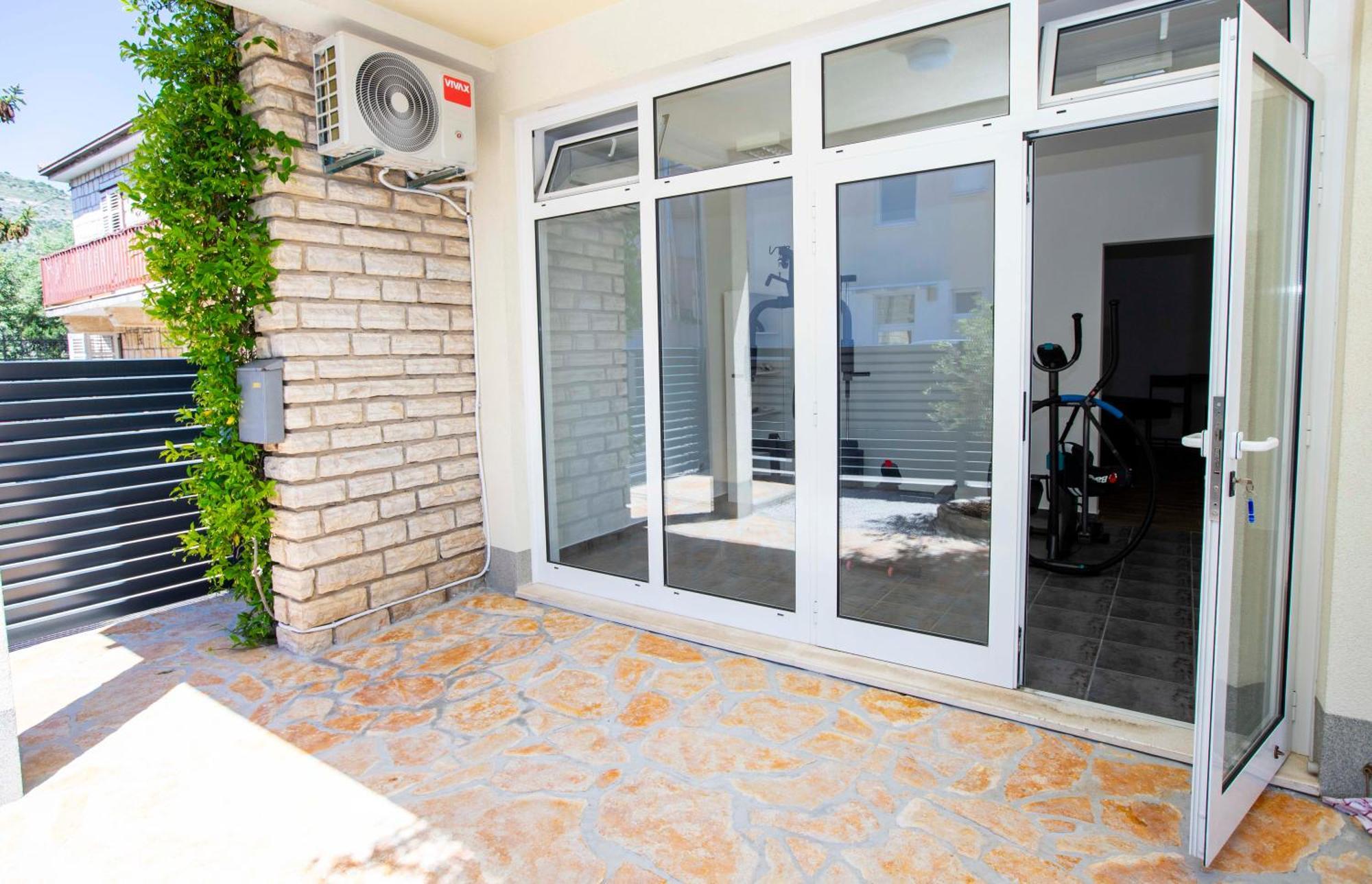 Apartment Laura Trogir Extérieur photo